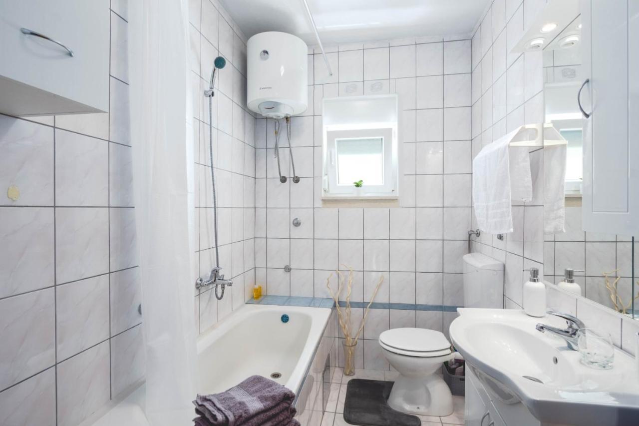 Apartman BILI Solin Bagian luar foto